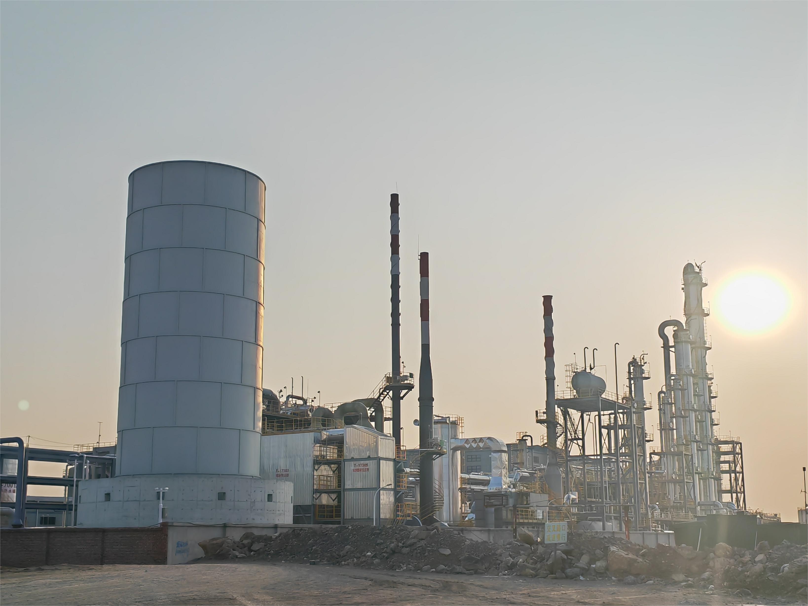 Gas gathering station flare